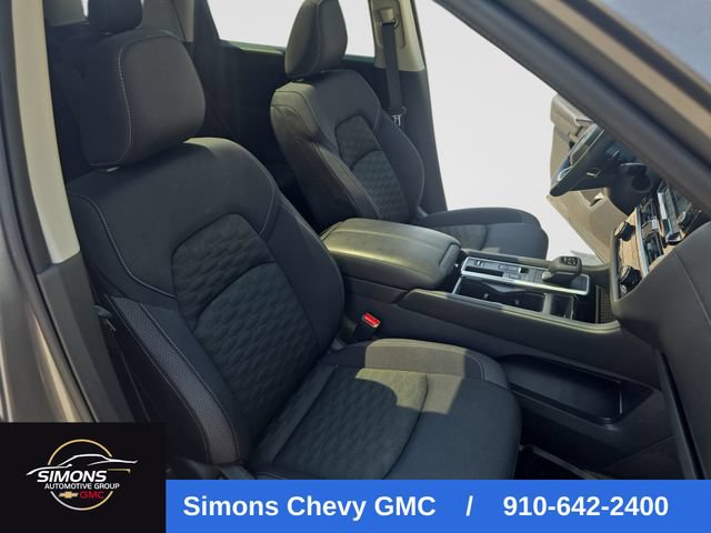 Used 2024 Nissan Pathfinder SV w/ SV Premium Package FWD image 29