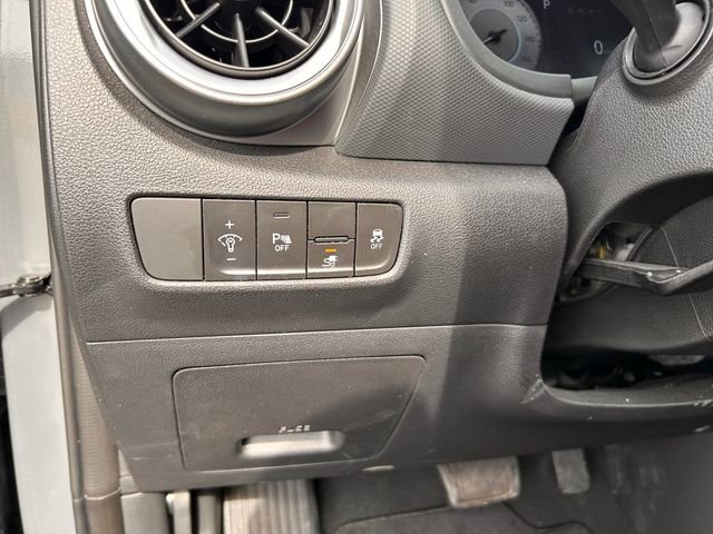 Used 2023 Hyundai Kona Limited w/ Cargo Package image 20