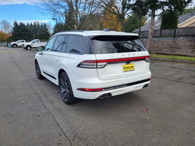 New 2026 Lincoln Aviator Black Label w/ Jet Appearance Package image 3