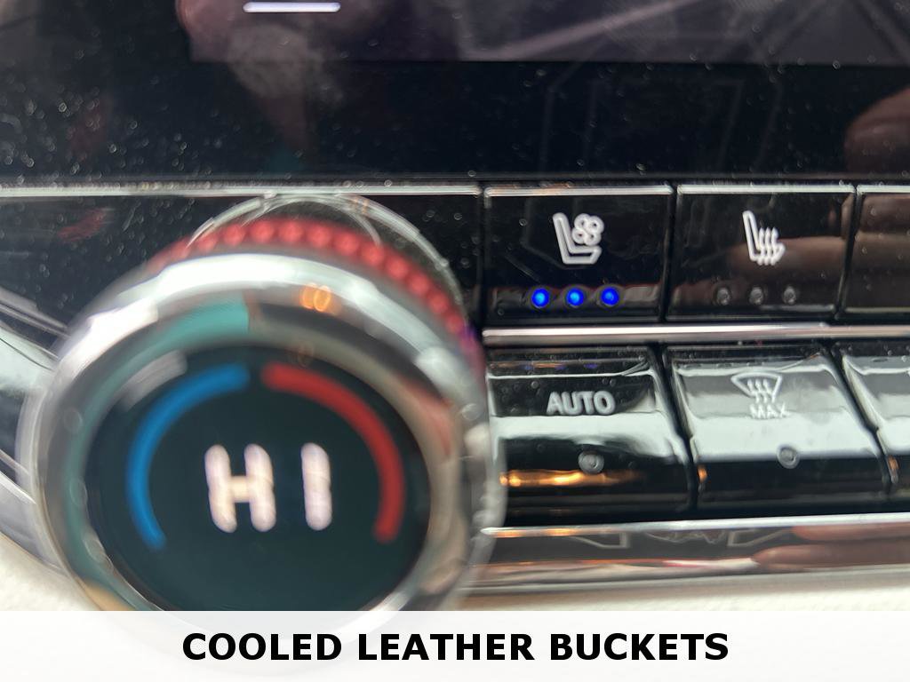 Used 2023 GMC Canyon AT4X image 34