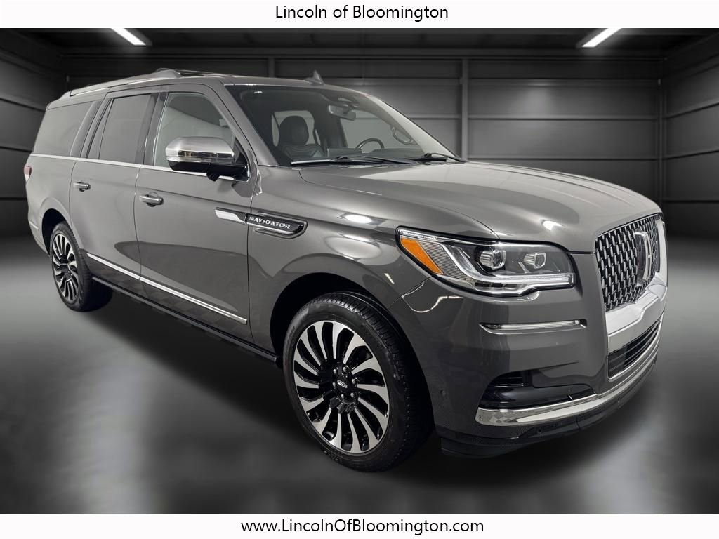 Used 2024 Lincoln Navigator L Black Label image 11