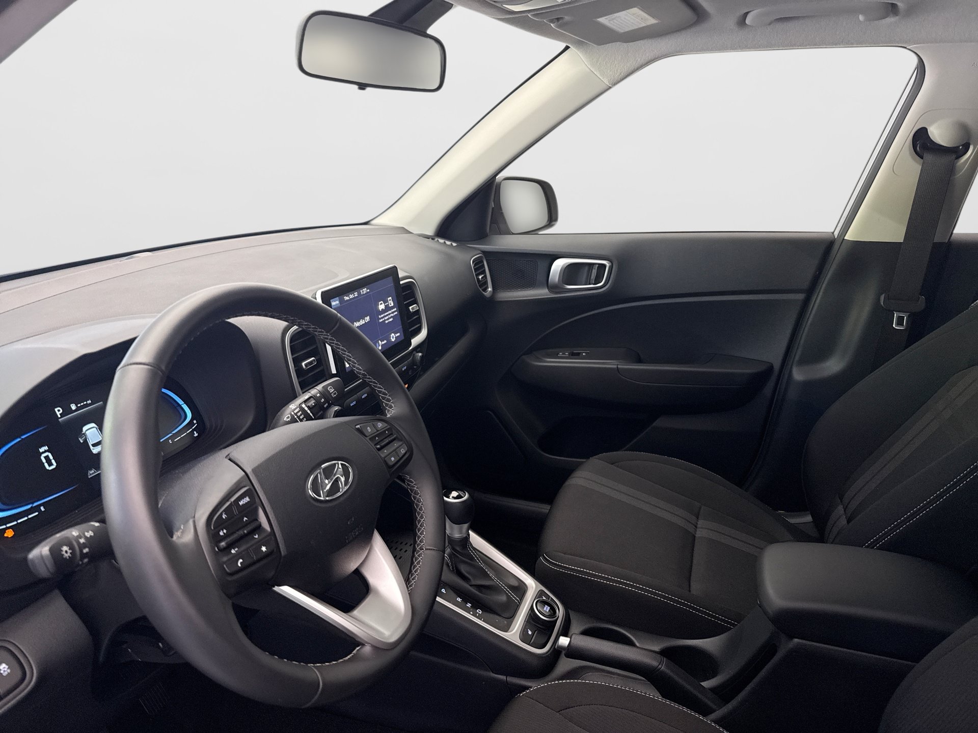 Used 2026 Hyundai Venue SEL FWD image 9