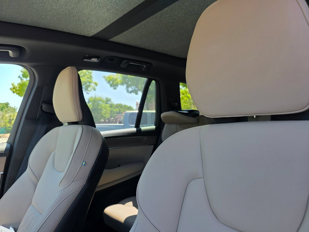 Used 2026 Volvo XC90 B6 Plus AWD/4WD image 13
