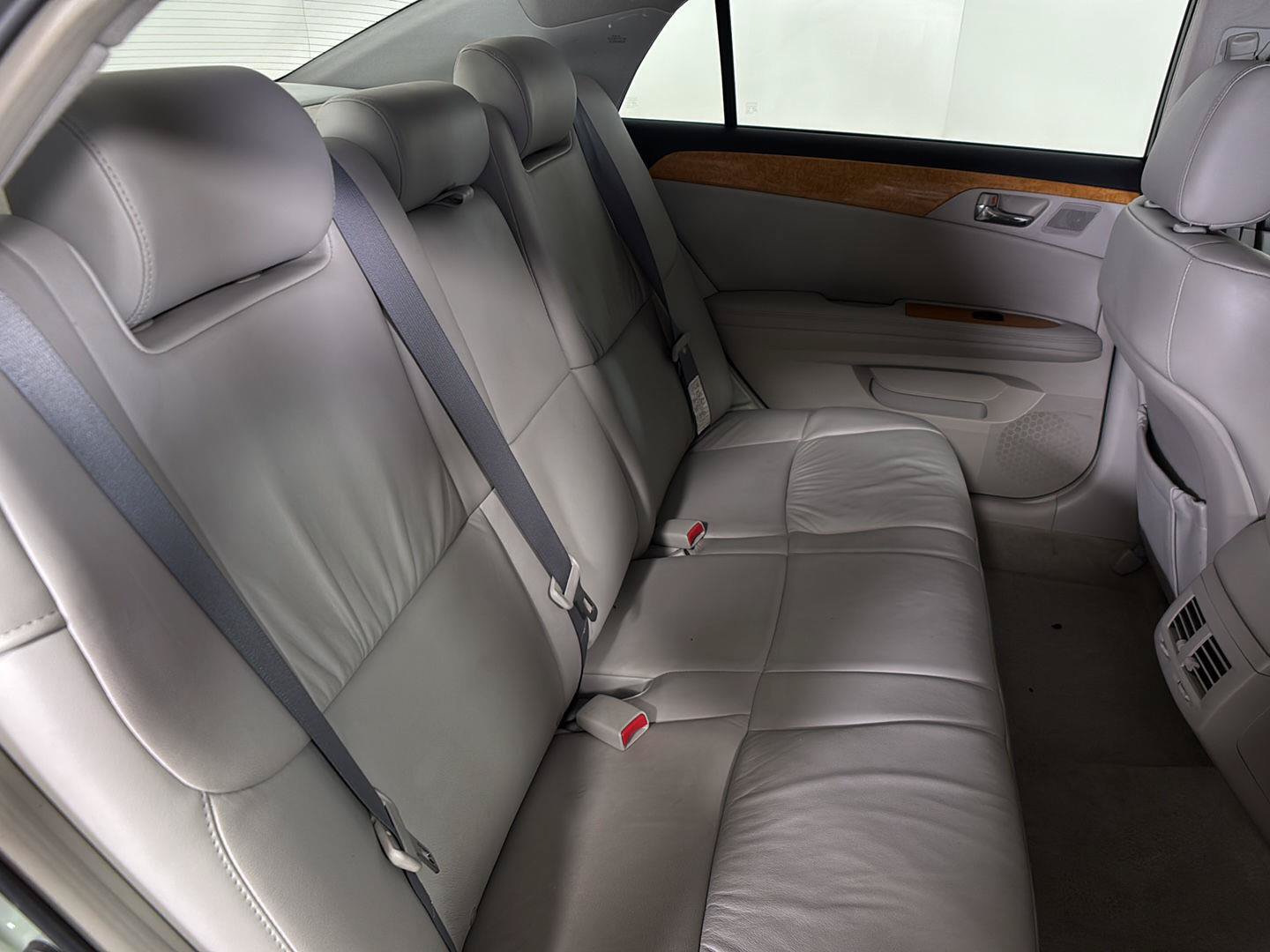 Used 2006 Toyota Avalon XLS FWD image 18