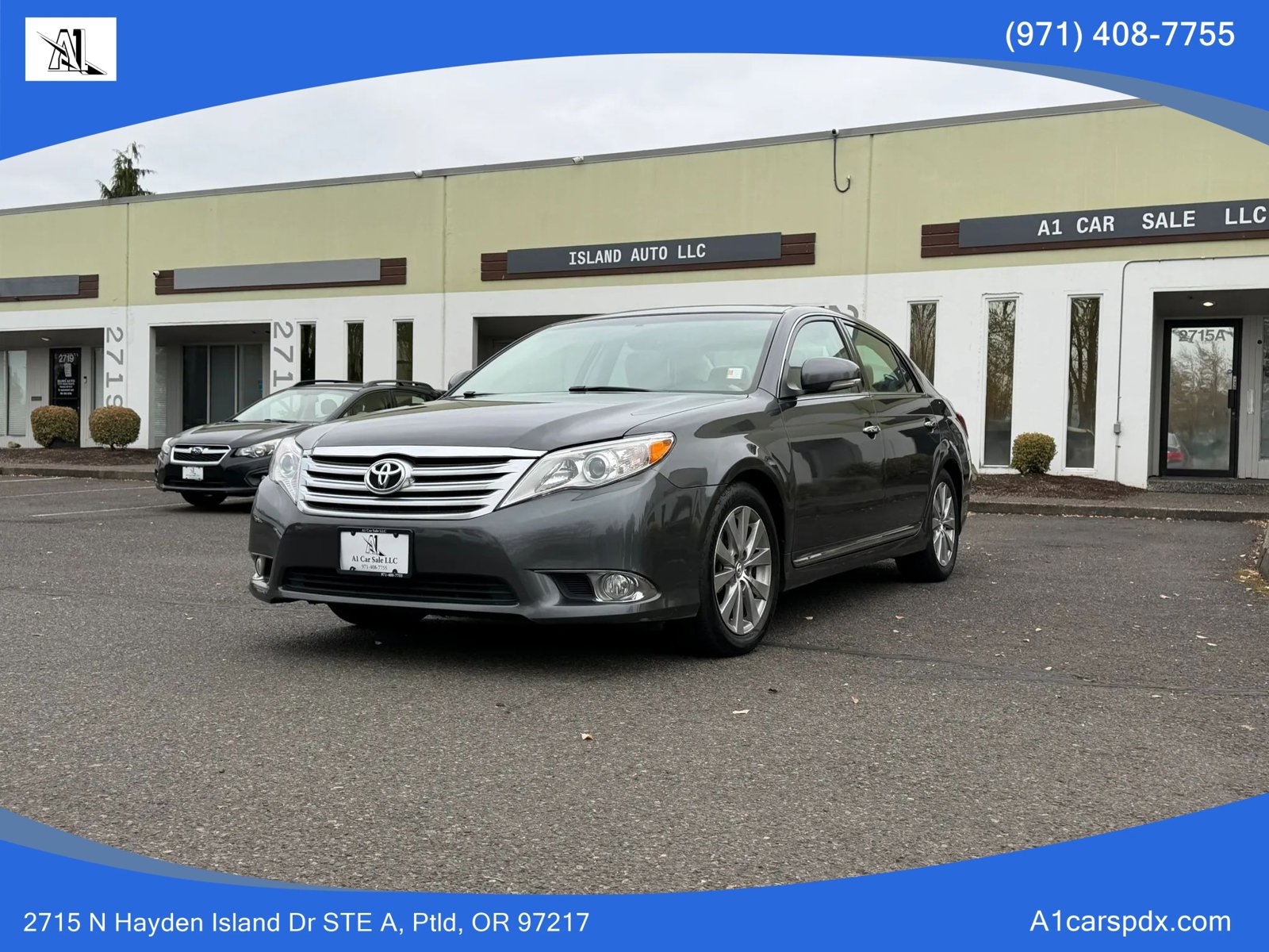 Used 2011 Toyota Avalon Limited FWD image 4