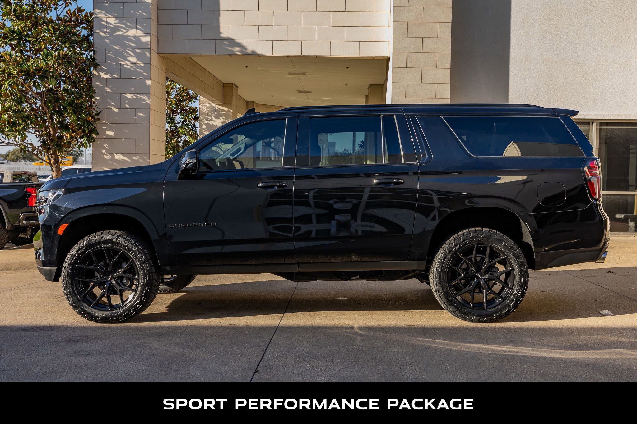 Used 2023 Chevrolet Suburban RST w/ Sport Performance Package image 6