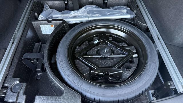 Certified 2023 Cadillac XT5 Premium Luxury AWD/4WD image 28