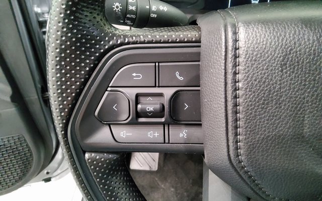 Used 2025 Toyota Tacoma SR5 image 26