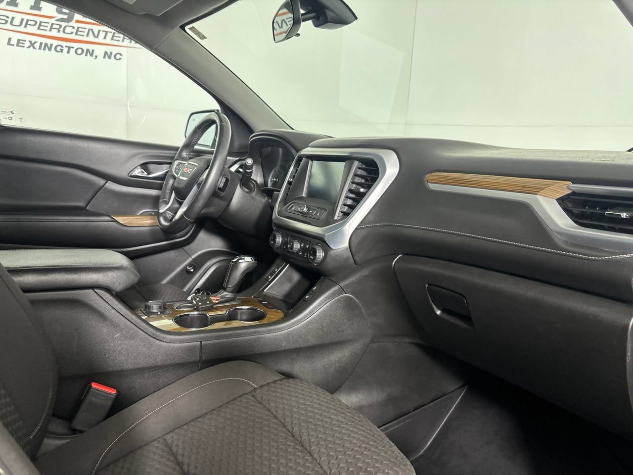 Used 2017 GMC Acadia SLE w/ Driver Alert Package I AWD/4WD image 32