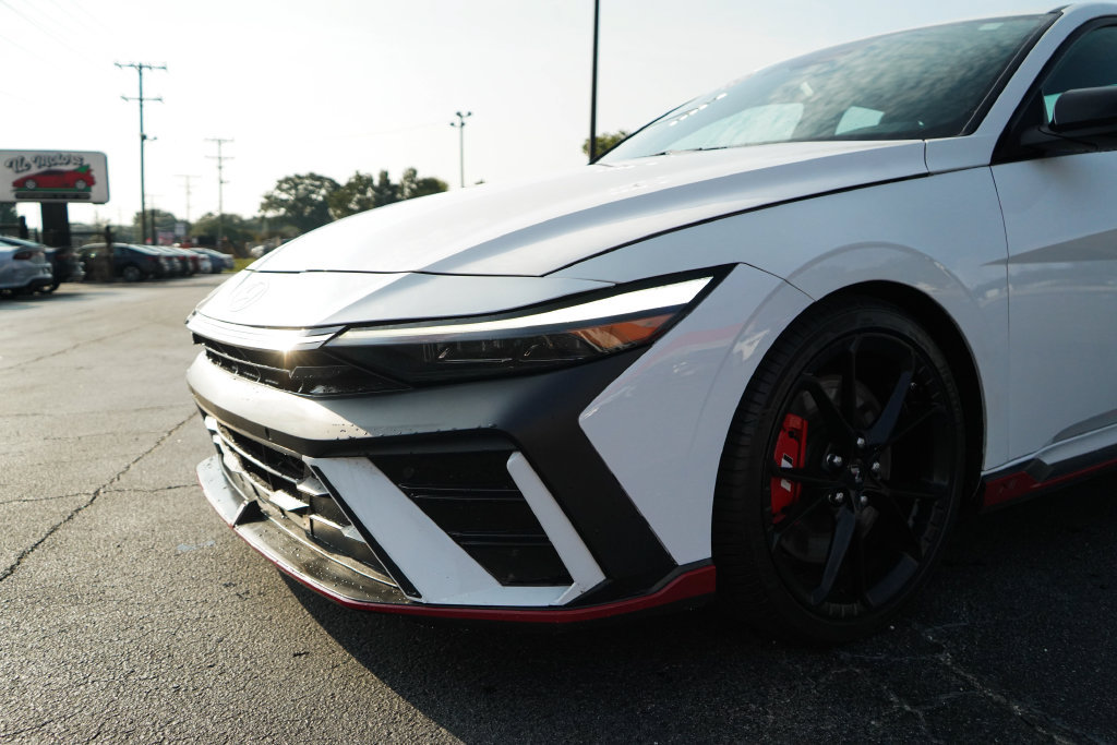 Used 2025 Hyundai Elantra N FWD image 18