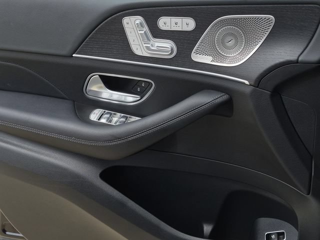Certified 2025 Mercedes-Benz GLS 450 4MATIC image 16