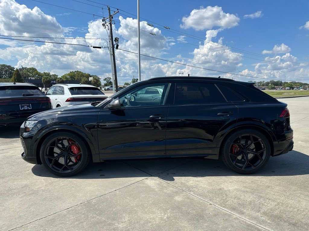 New 2026 Audi RS Q8 performance image 10