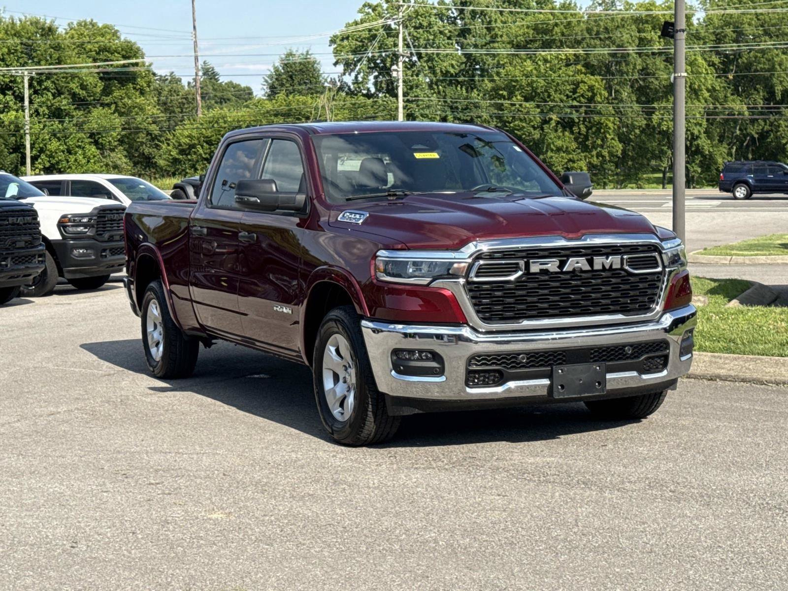 Certified 2025 RAM 1500 Big Horn AWD/4WD image 3