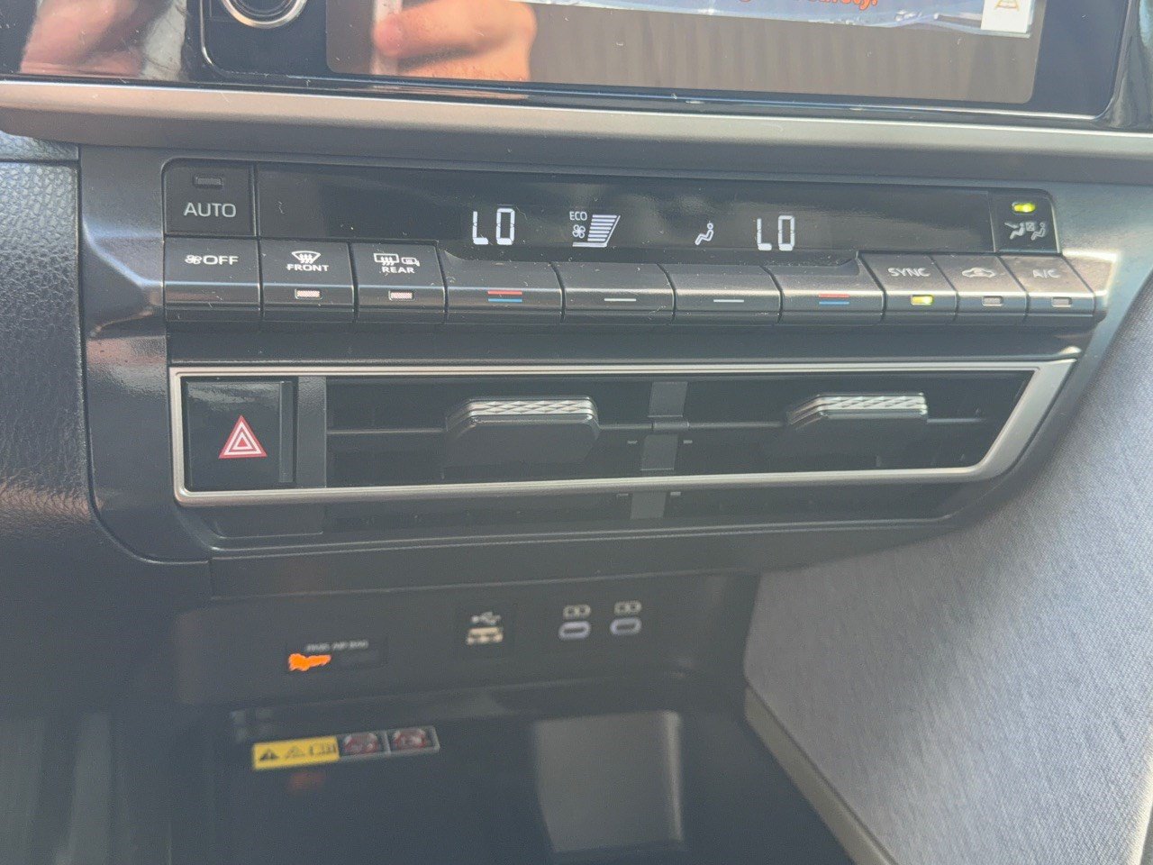 Used 2026 Toyota Camry LE FWD image 22
