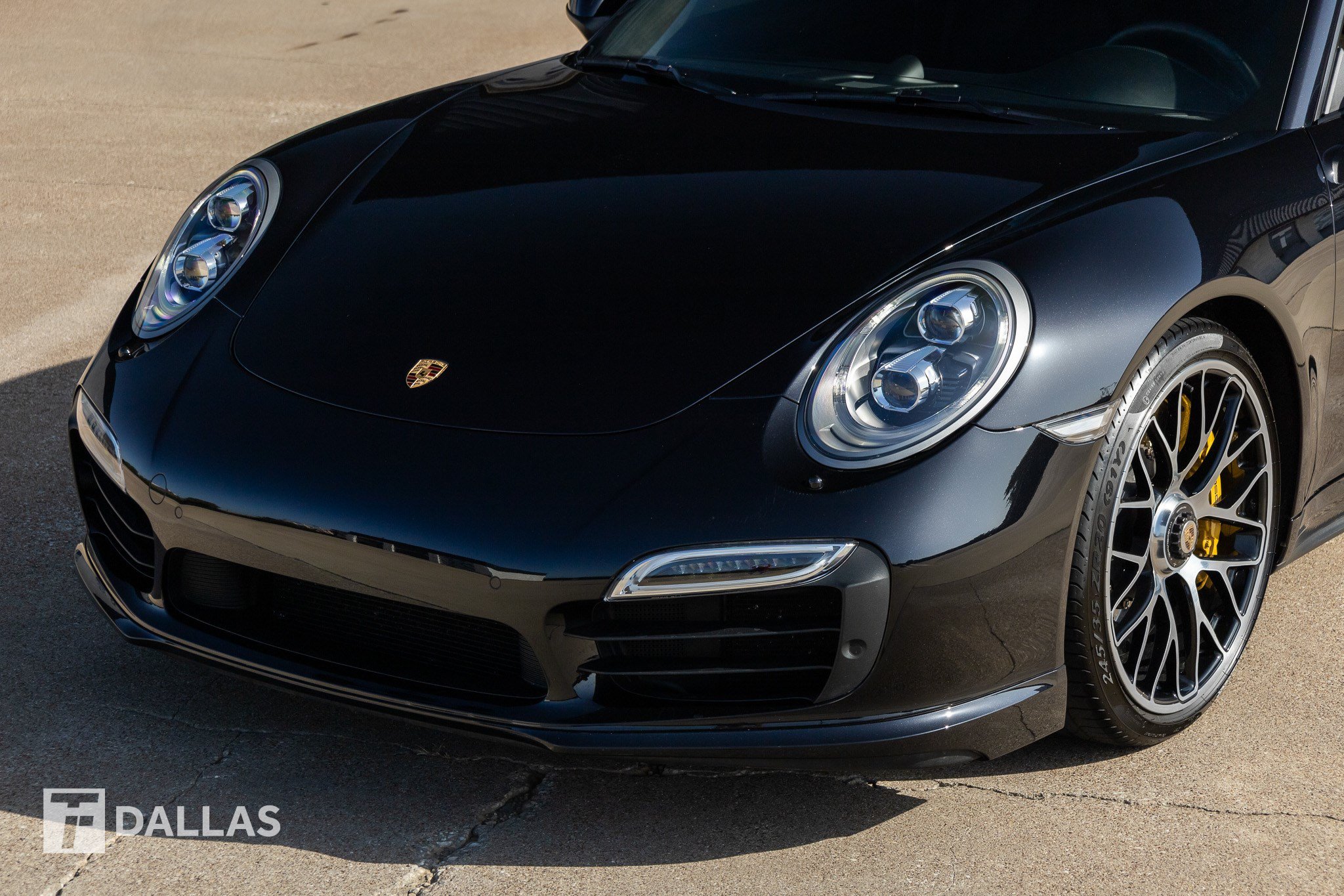 Used 2015 Porsche 911 Turbo S AWD/4WD image 6