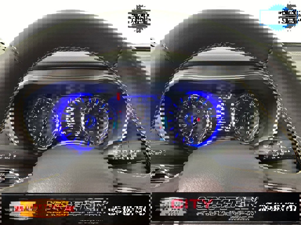 Used 2024 Chrysler Pacifica Touring-L image 18