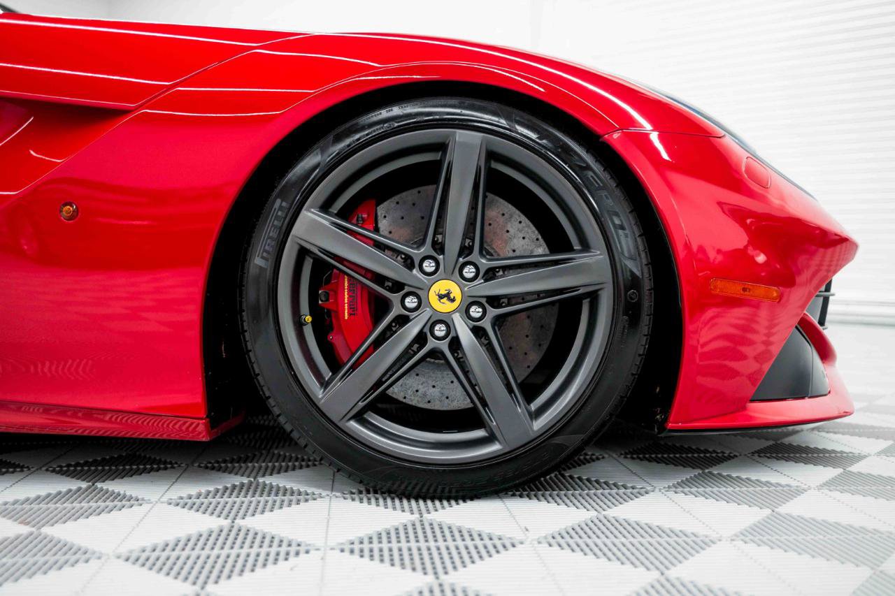 Used 2014 Ferrari F12 Berlinetta image 49