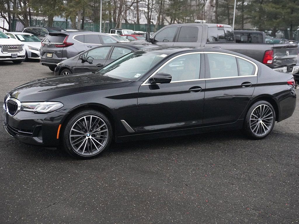 Used 2023 BMW 540i xDrive w/ Premium Package image 12