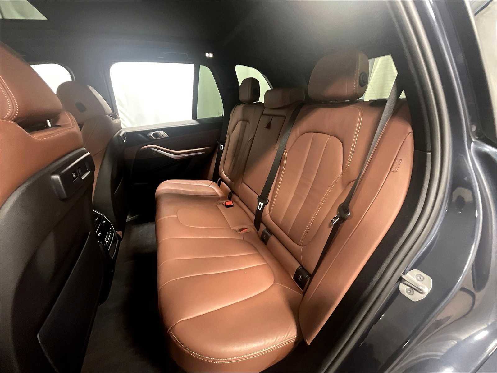 Used 2022 BMW X5 xDrive45e w/ M Sport Package image 15