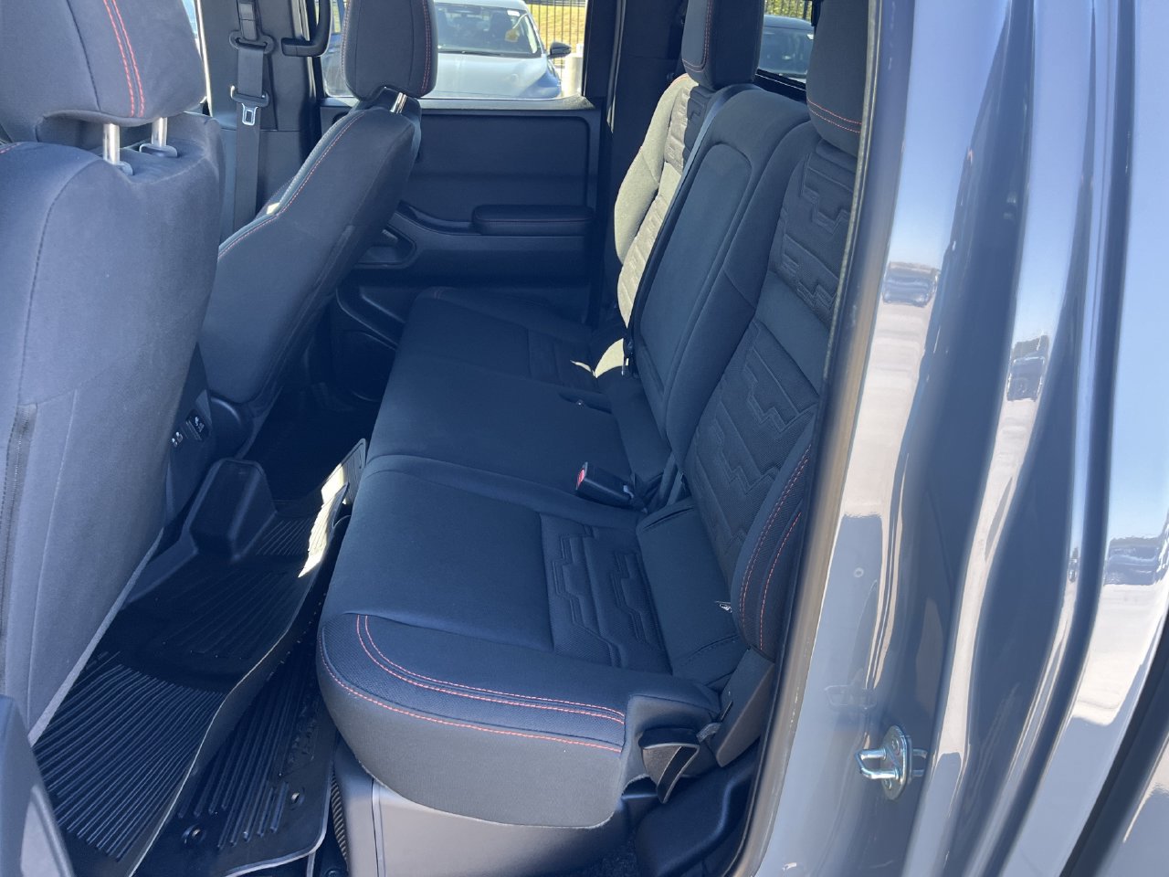 Used 2024 Nissan Frontier PRO-4X w/ Pro Convenience Package AWD/4WD image 24