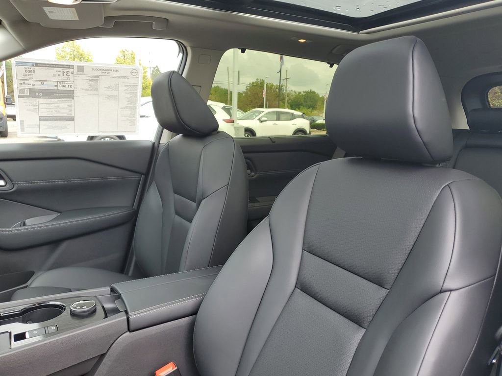 New 2026 Nissan Rogue SV w/ SV Premium Package image 11