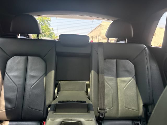 Used 2023 Audi Q3 2.0T Premium AWD/4WD image 18