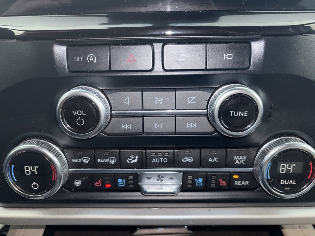 Used 2024 Ford Expedition Limited image 34