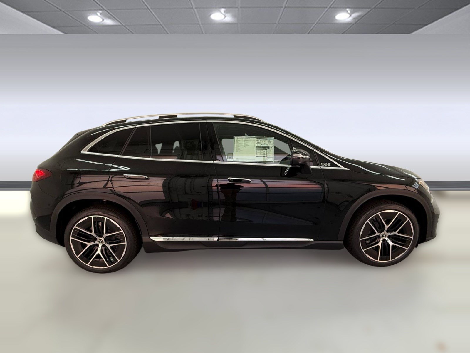 New 2027 Mercedes-Benz EQE 320 4MATIC SUV image 7