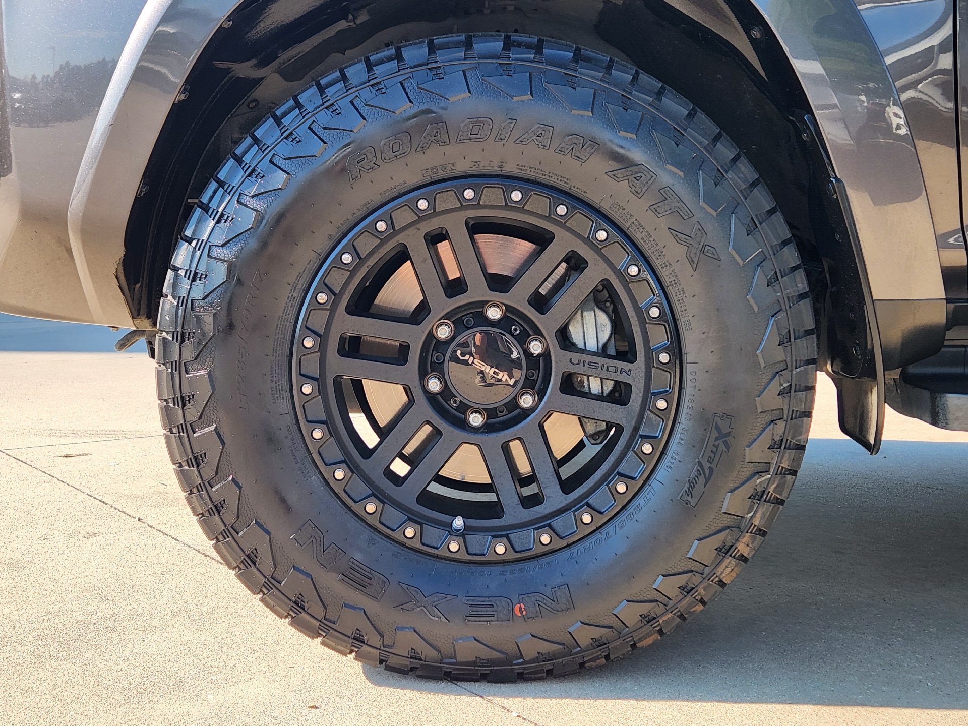 Used 2020 Toyota 4Runner SR5 Premium AWD/4WD image 12