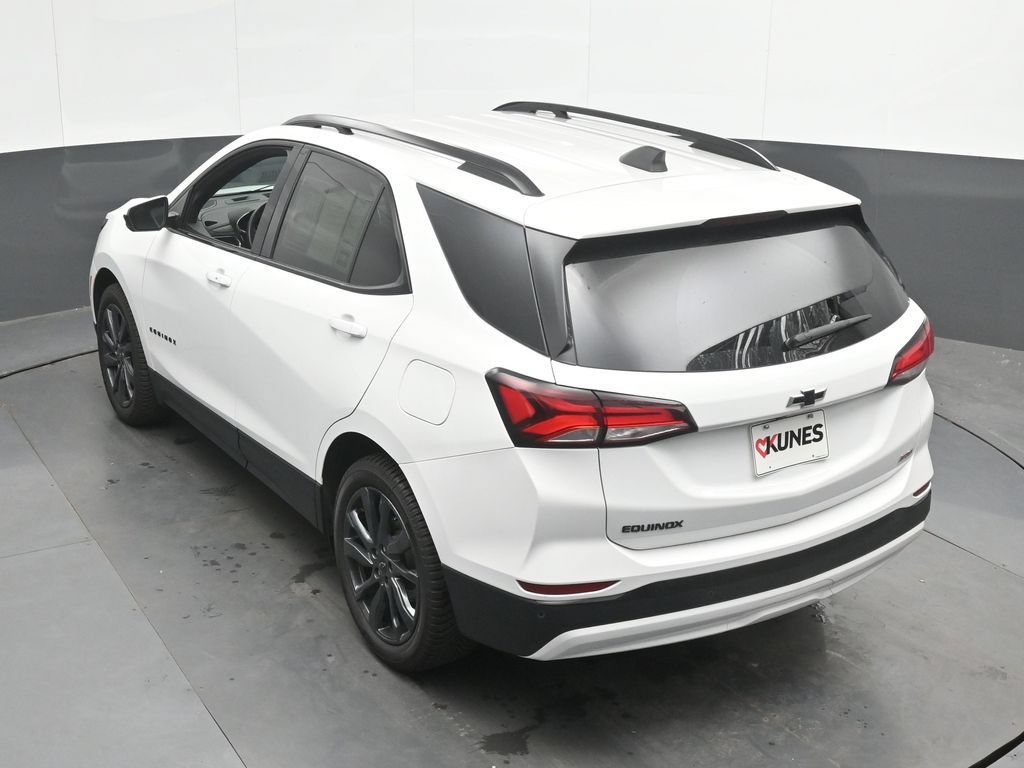 Used 2024 Chevrolet Equinox RS FWD image 38