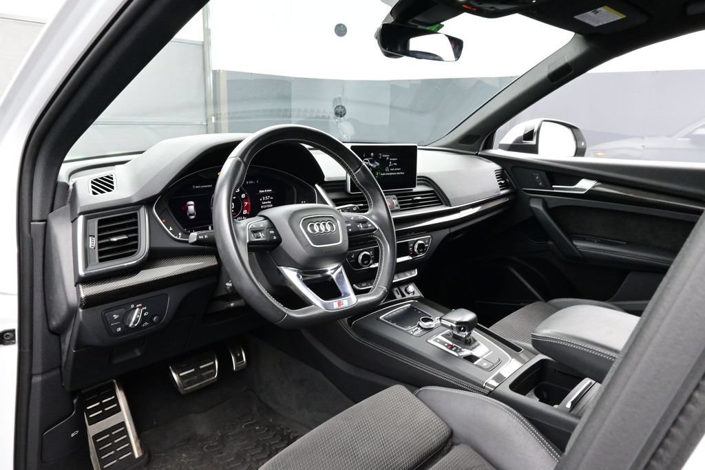 Used 2020 Audi SQ5 Premium Plus w/ Premium Plus Package AWD/4WD image 4