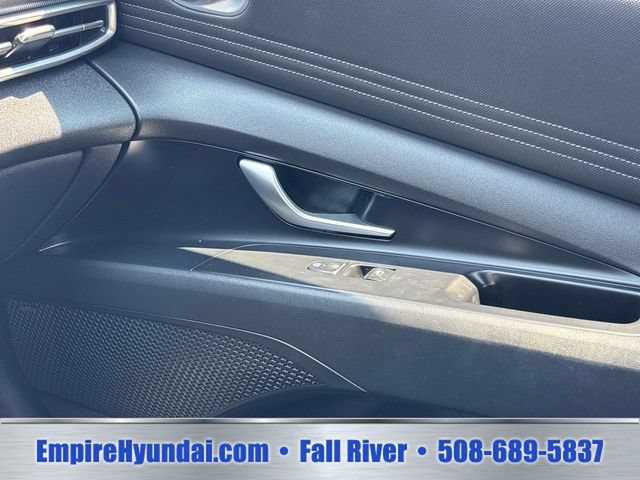 Used 2022 Hyundai Elantra SEL w/ Convenience + Premium Package FWD image 29