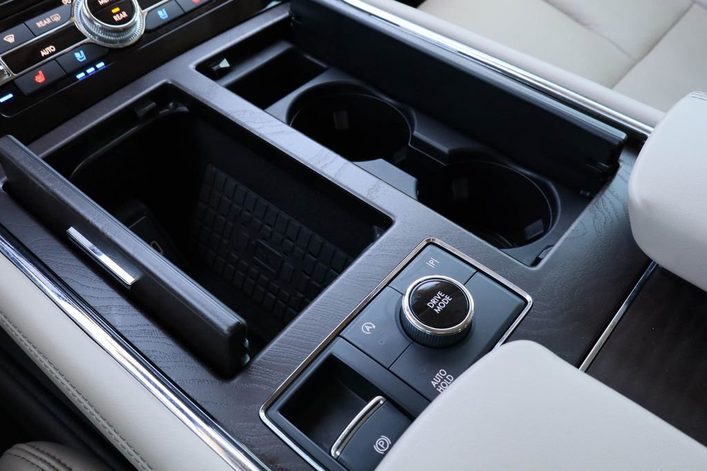 Used 2024 Lincoln Navigator Reserve AWD/4WD image 20