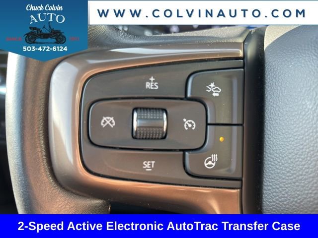 Used 2022 Chevrolet Suburban High Country w/ Premium Package 2 AWD/4WD image 19