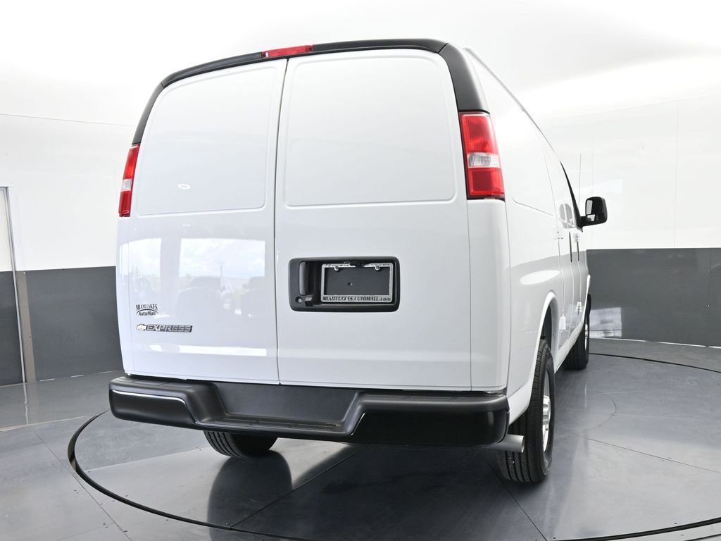 New 2025 Chevrolet Express 2500 w/ Driver Convenience Package image 5