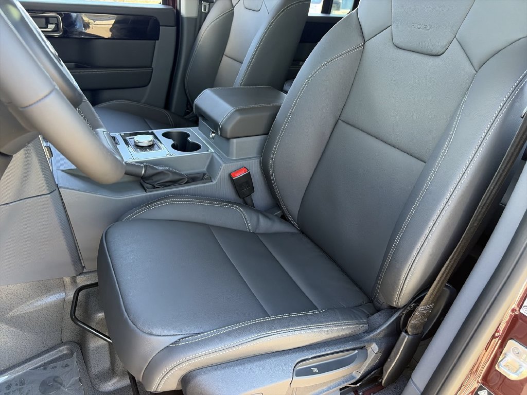 New 2026 INEOS Grenadier Station Wagon AWD/4WD image 13