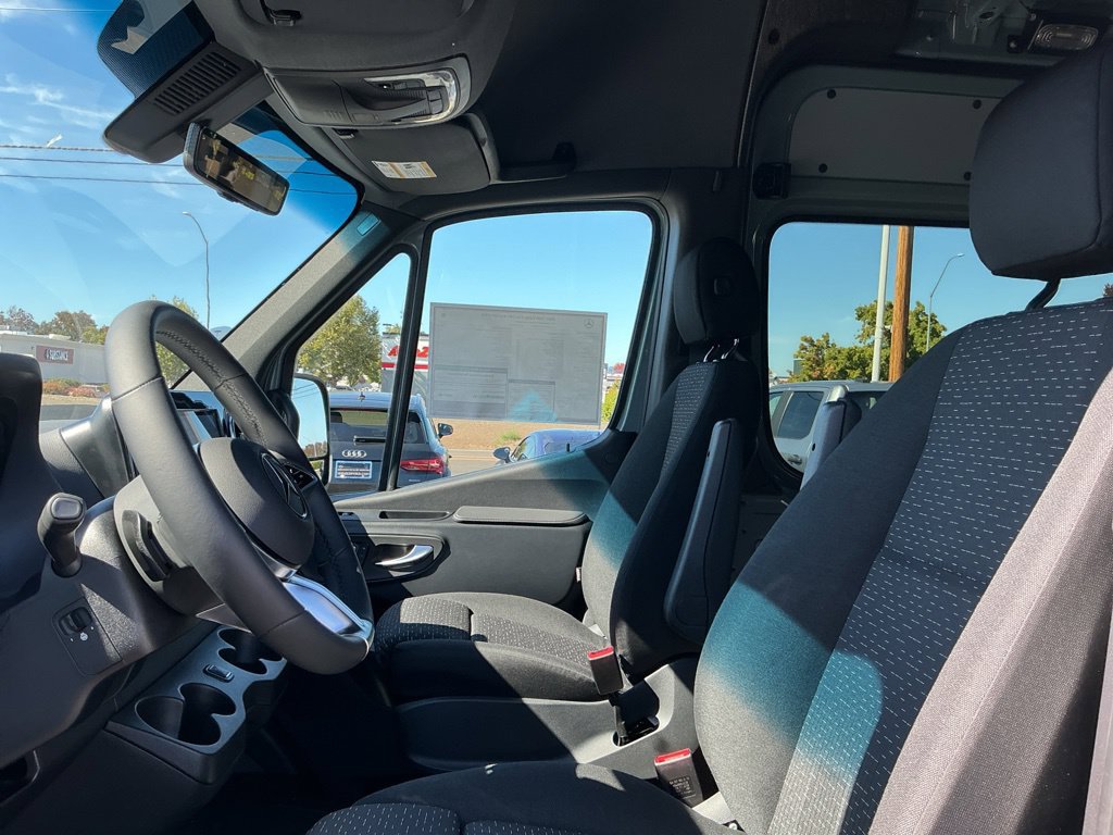 New 2026 Mercedes-Benz Sprinter 2500 image 12