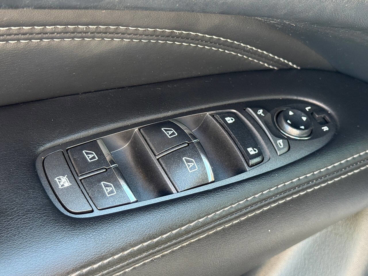 Used 2019 INFINITI QX60 Pure image 16