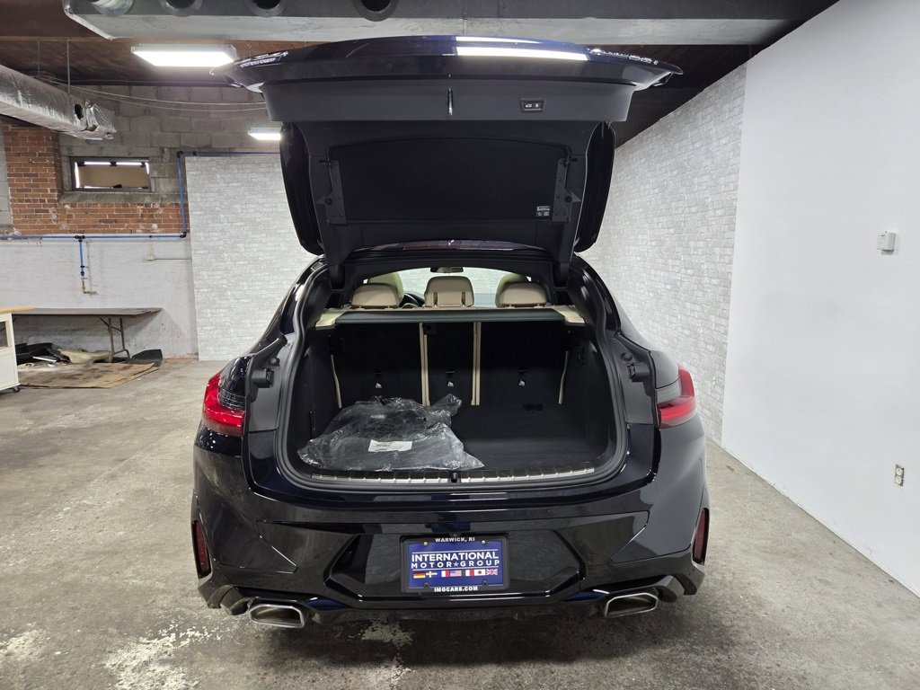 Used 2023 BMW X4 xDrive30i w/ M Sport Package image 43