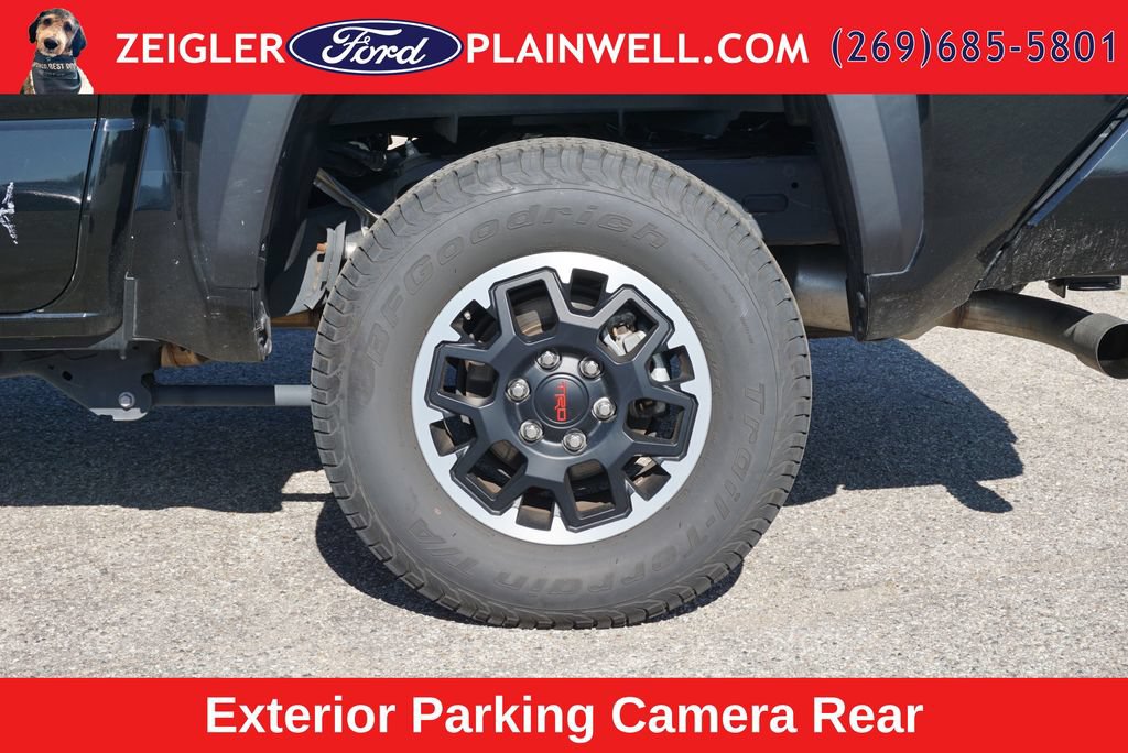 Used 2025 Toyota Tacoma TRD Off-Road AWD/4WD image 9