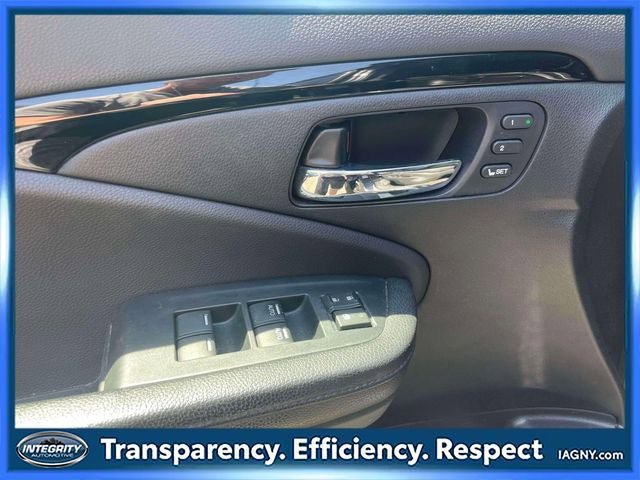 Used 2016 Honda Pilot Elite image 18
