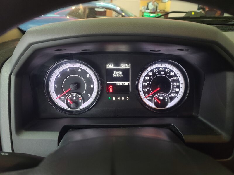 Used 2016 RAM 1500 Classic SLT w/ SLT Plus D←cor Group AWD/4WD image 23