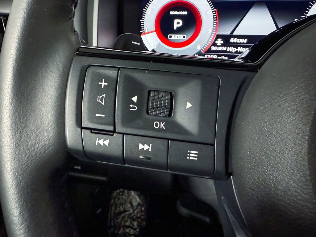 Certified 2024 Nissan Rogue SL image 30