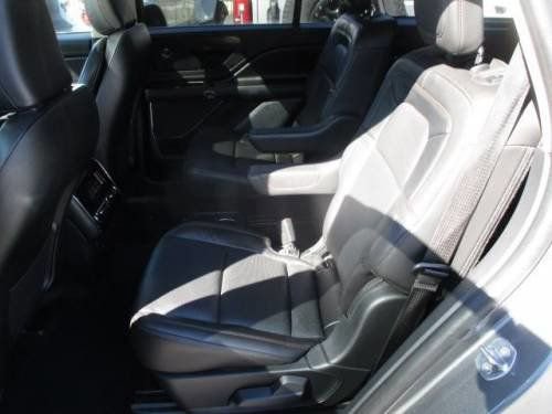 Used 2023 Lincoln Aviator Reserve image 6