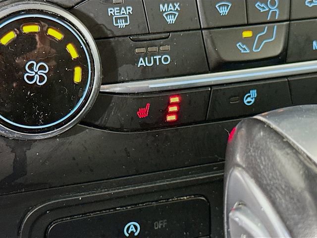 Used 2019 Ford EcoSport SES w/ SES Black Appearance Package image 22