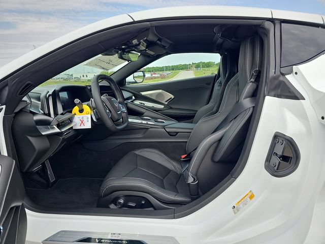 New 2026 Chevrolet Corvette Stingray Preferred Cpe w/ Z51 Performance Package RWD image 20