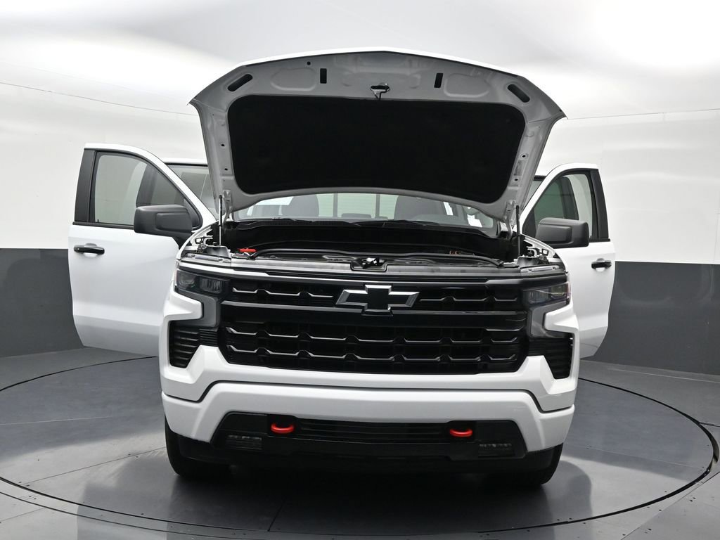 Used 2023 Chevrolet Silverado 1500 RST w/ Redline Edition AWD/4WD image 37