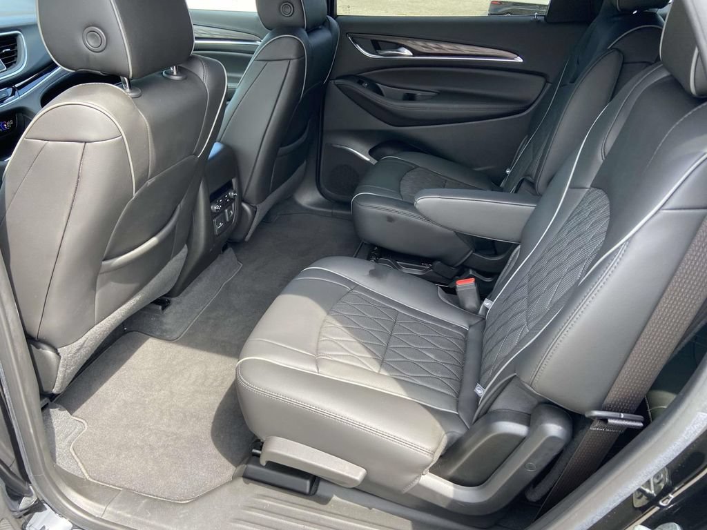 Used 2023 Buick Enclave Avenir w/ Avenir Technology Package FWD image 15