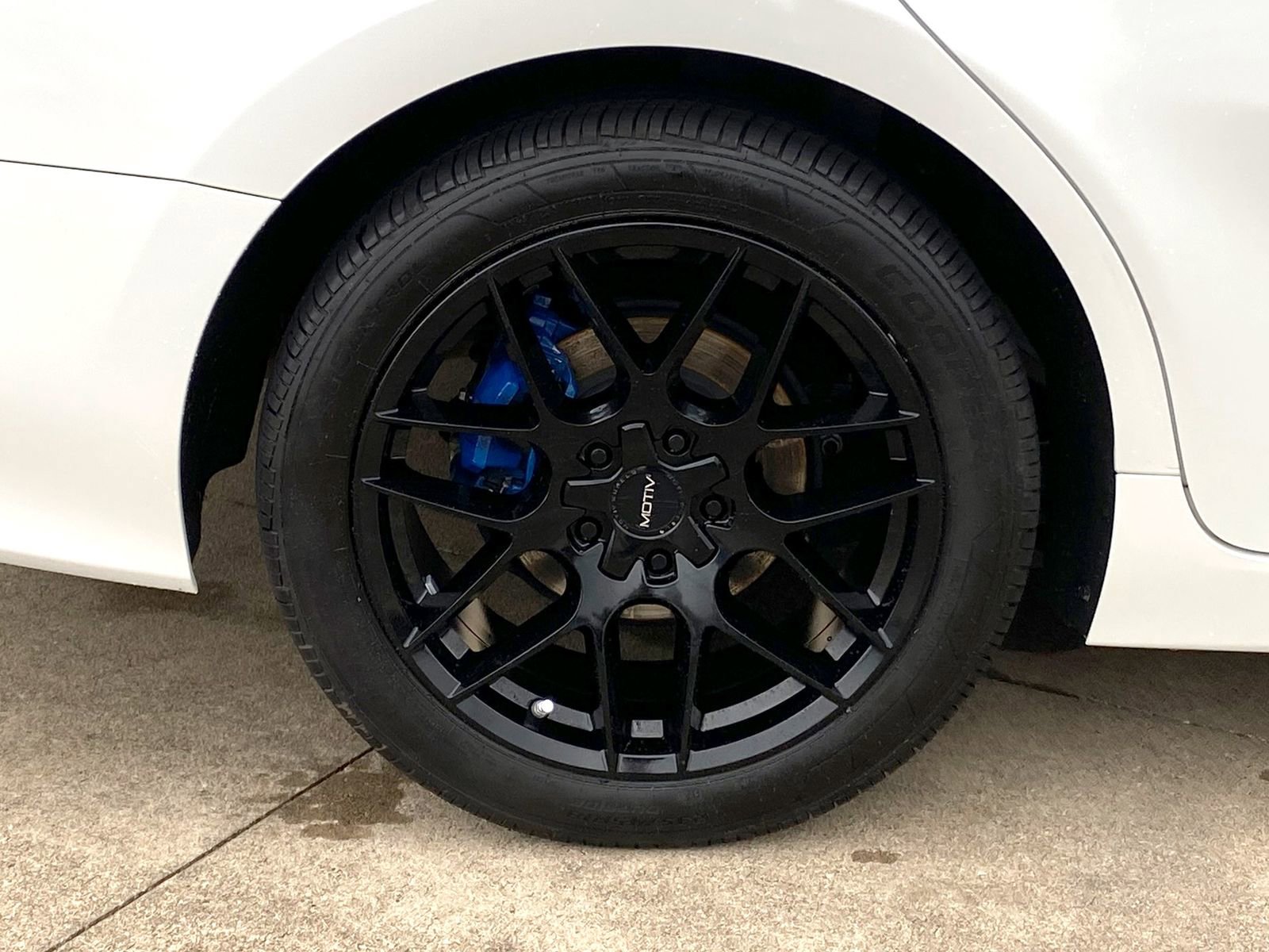 Used 2019 Toyota Camry XLE FWD image 8