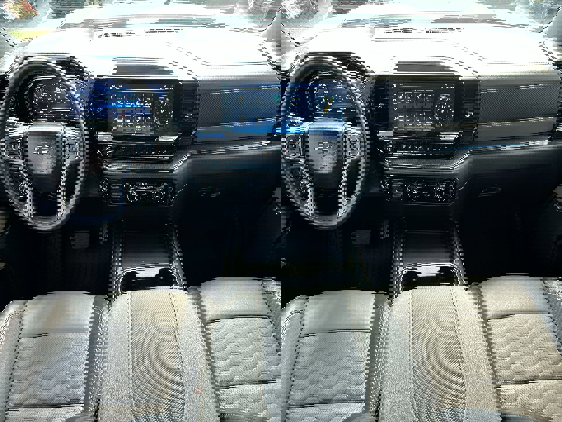 Used 2024 Chevrolet Silverado 2500 ZR2 w/ ZR2 Bison Edition image 18